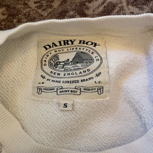 Dairy Boy Woodland camo sweatshirt small - Picture 2 of 3